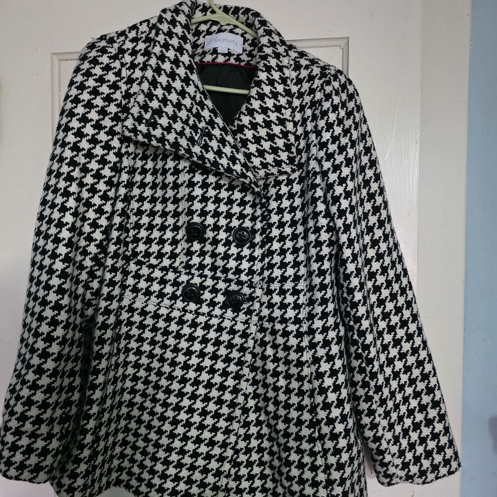 Relativity Monochrome Houndstooth Pea Coat